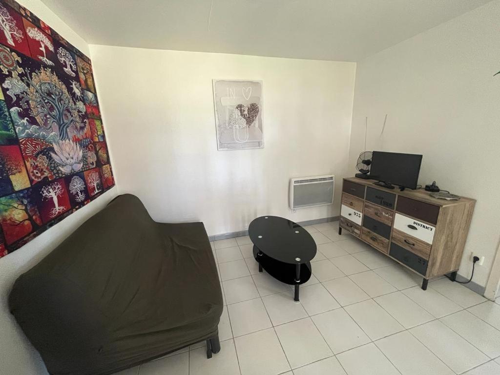 La Colline aux Chalets, Jaccuzi, Sauna Saint-Chamarand Esterno foto